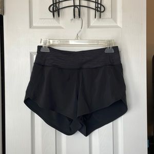 Outdoor Voices Hudson 2.5” Short in Black